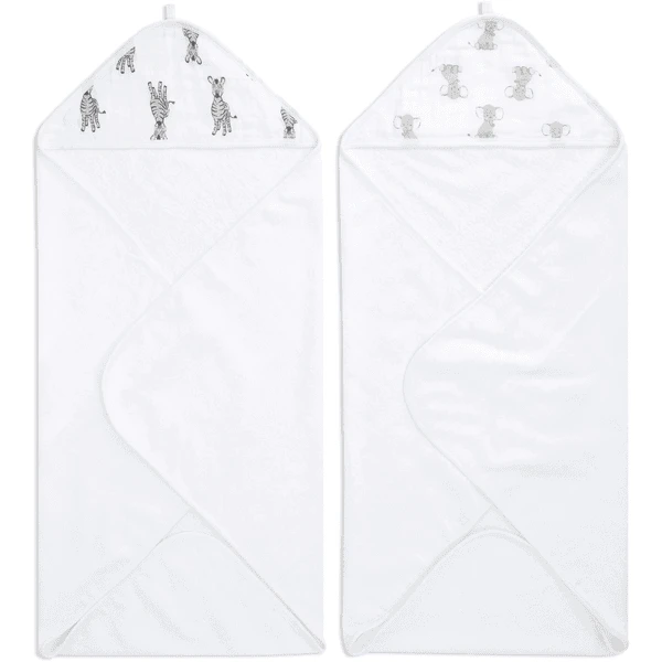 Aden + Anais™ Essentials Kapuzenbadetuch 2er-Pack Safari Babes 1 Aden + Anais™ Essentials Kapuzenbadetuch 2er-Pack Safari Babes